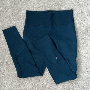 Lululemon High-Rise‎ Legging